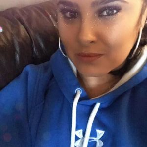 Meet your Posher, Annette